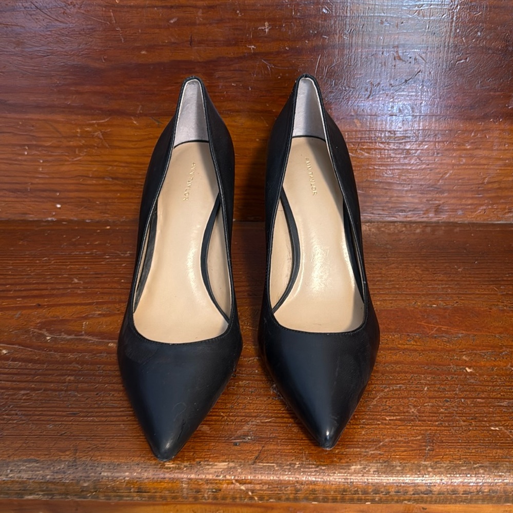 Ann Taylor Leather Pumps